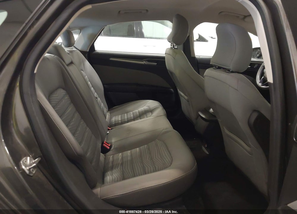 2016 FORD FUSION S VIN: 3FA6P0G79GR221363