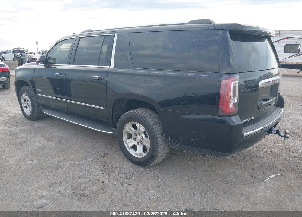 2016 GMC YUKON XL DENALI VIN: 1GKS2HKJ1GR285745