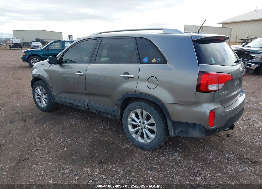 2015 KIA SORENTO VIN: 5XYKUDA77FG627880