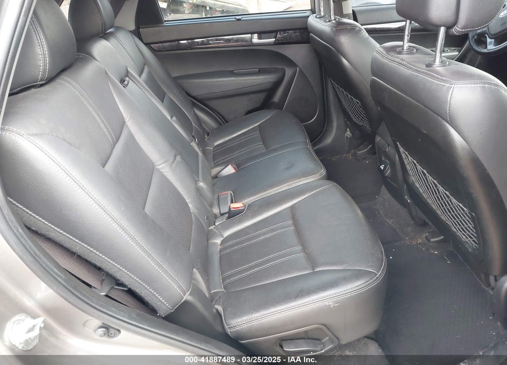 2015 KIA SORENTO VIN: 5XYKUDA77FG627880