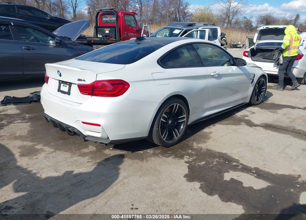 2018 BMW M4 VIN: WBS4Y9C56JAA92518