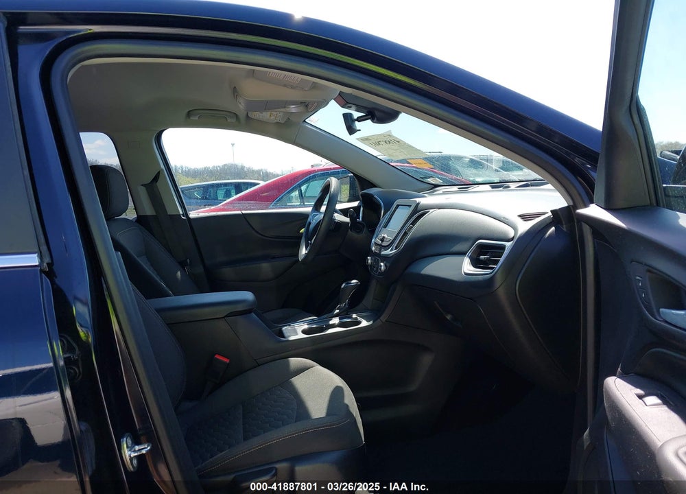 2021 CHEVROLET EQUINOX VIN: 2GNAXUEV0M6113902