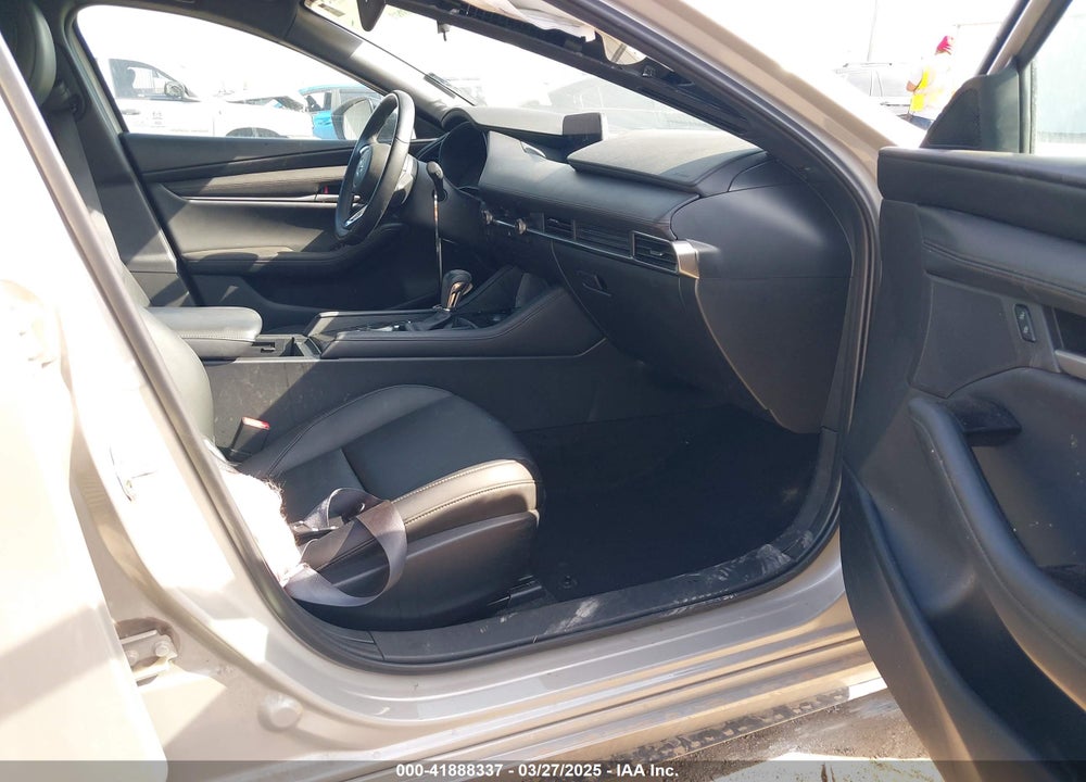 2024 MAZDA 3 2.5 S SELECT SPORT VIN: JM1BPAKM0R1705690