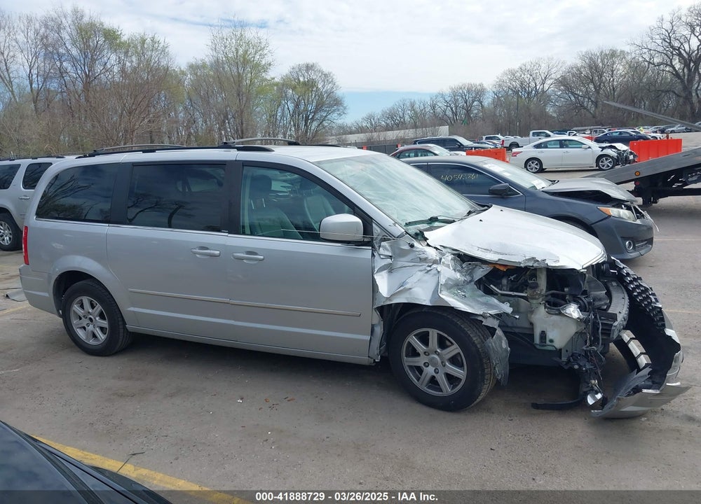2010 CHRYSLER TOWN & COUNTRY TOURING VIN: 2A4RR5D18AR241206