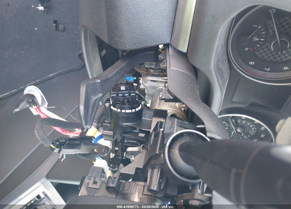 2019 HYUNDAI ELANTRA VIN: 5NPD74LF3KH476088