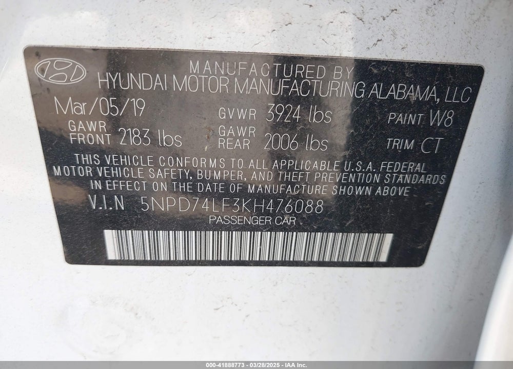 2019 HYUNDAI ELANTRA VIN: 5NPD74LF3KH476088