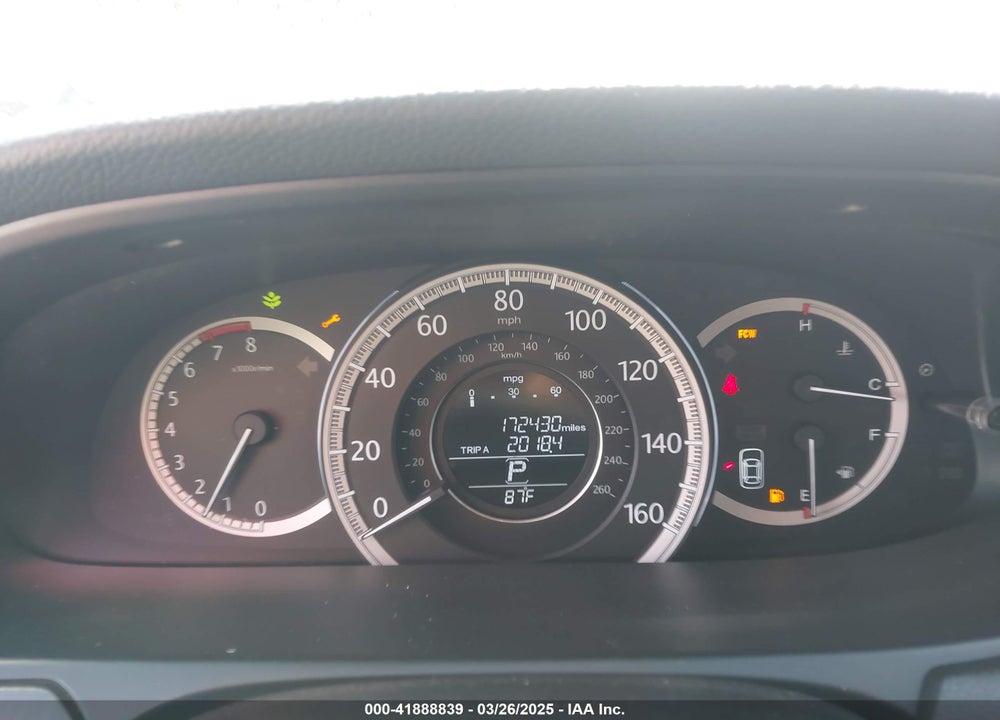2013 HONDA ACCORD VIN: 1HGCR2F83DA183925