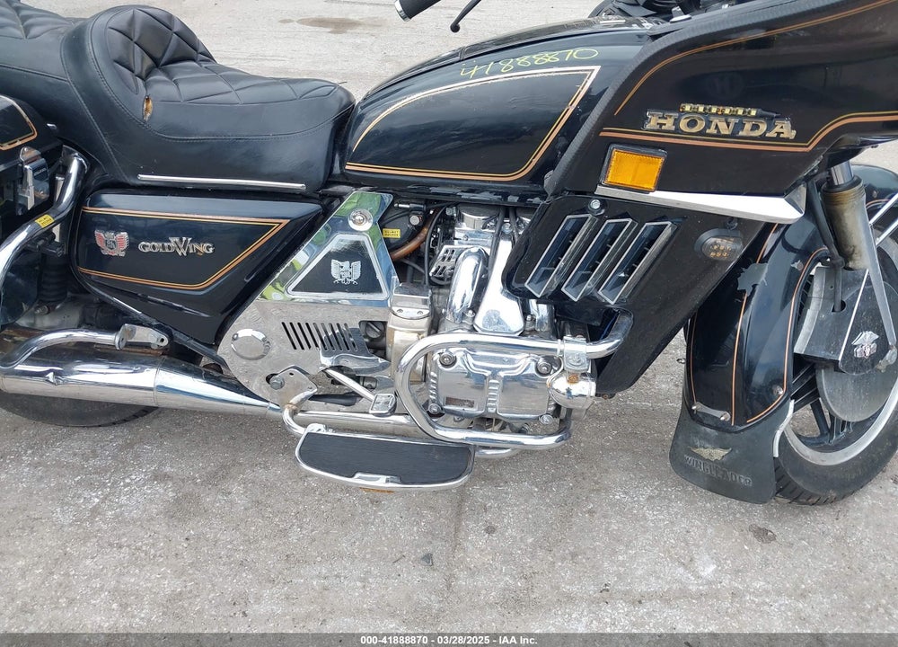 1982 HONDA GL1100 I VIN: 1HFSC0218CA207794