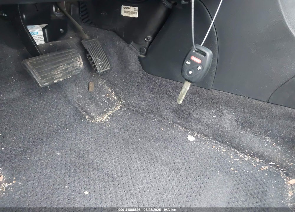 2005 HONDA ACCORD VIN: 1HGCM56745A012576