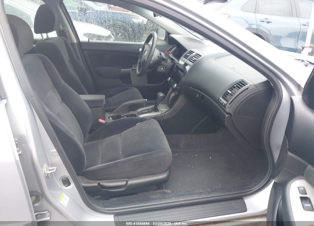 2005 HONDA ACCORD VIN: 1HGCM56745A012576