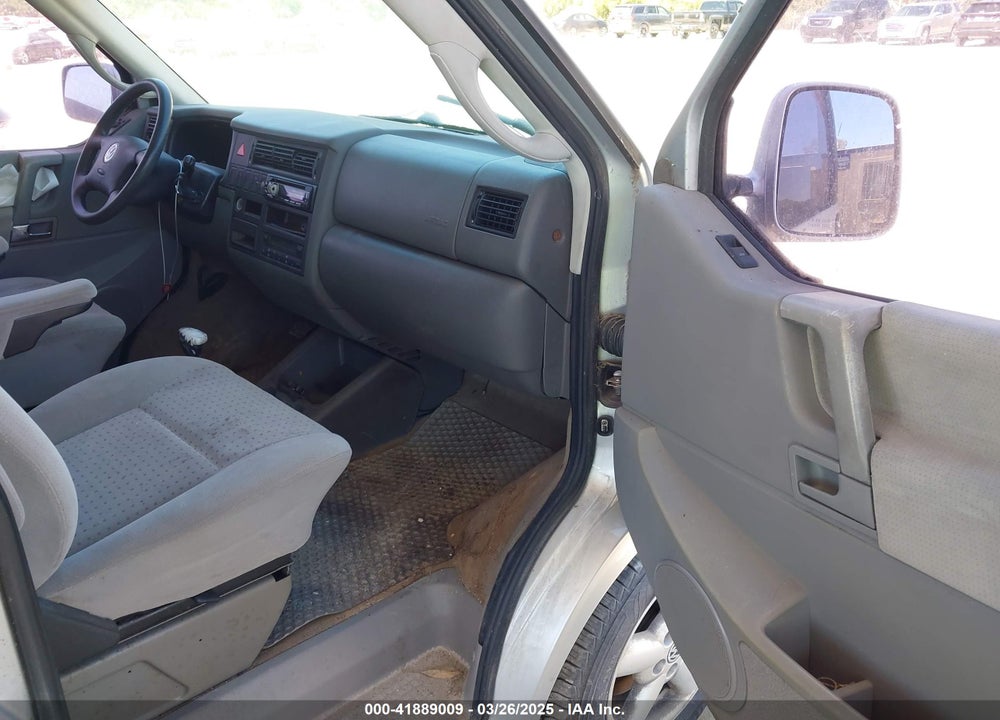 2003 VOLKSWAGEN EUROVAN GLS VIN: WV2KB47073H042334