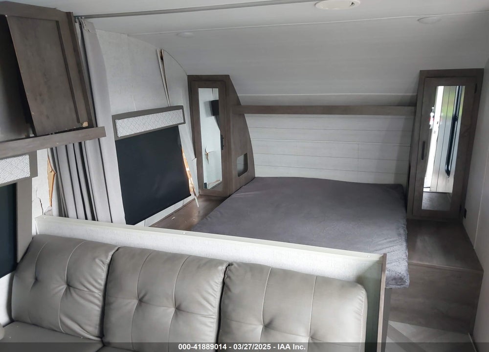 2020 FORE RIVER CRUI VIN: 4X4TSMB21L7421373