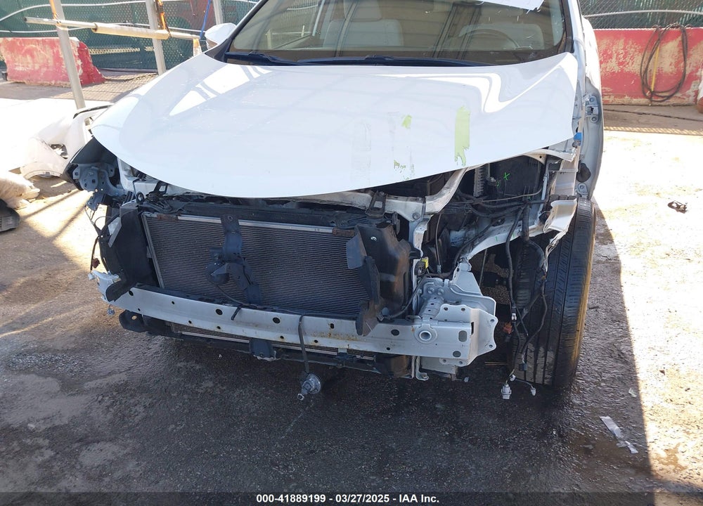 2018 TOYOTA RAV4 VIN: JTMWFREV5JJ741922