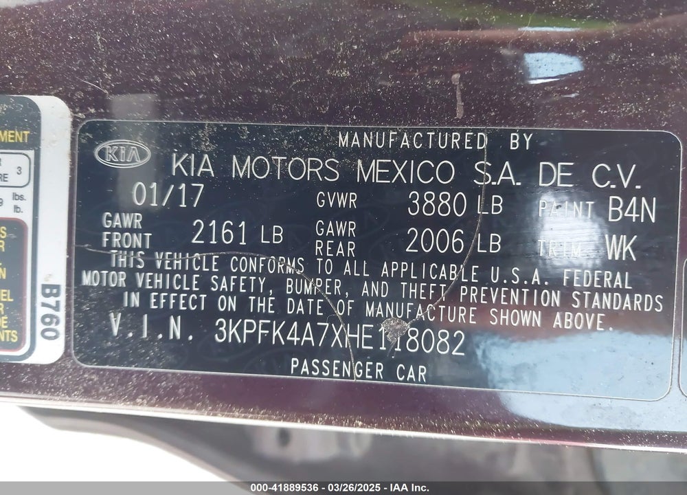 2017 KIA FORTE VIN: 3KPFK4A7XHE118082