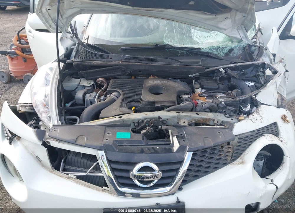 2011 NISSAN JUKE VIN: JN8AF5MV9BT025393