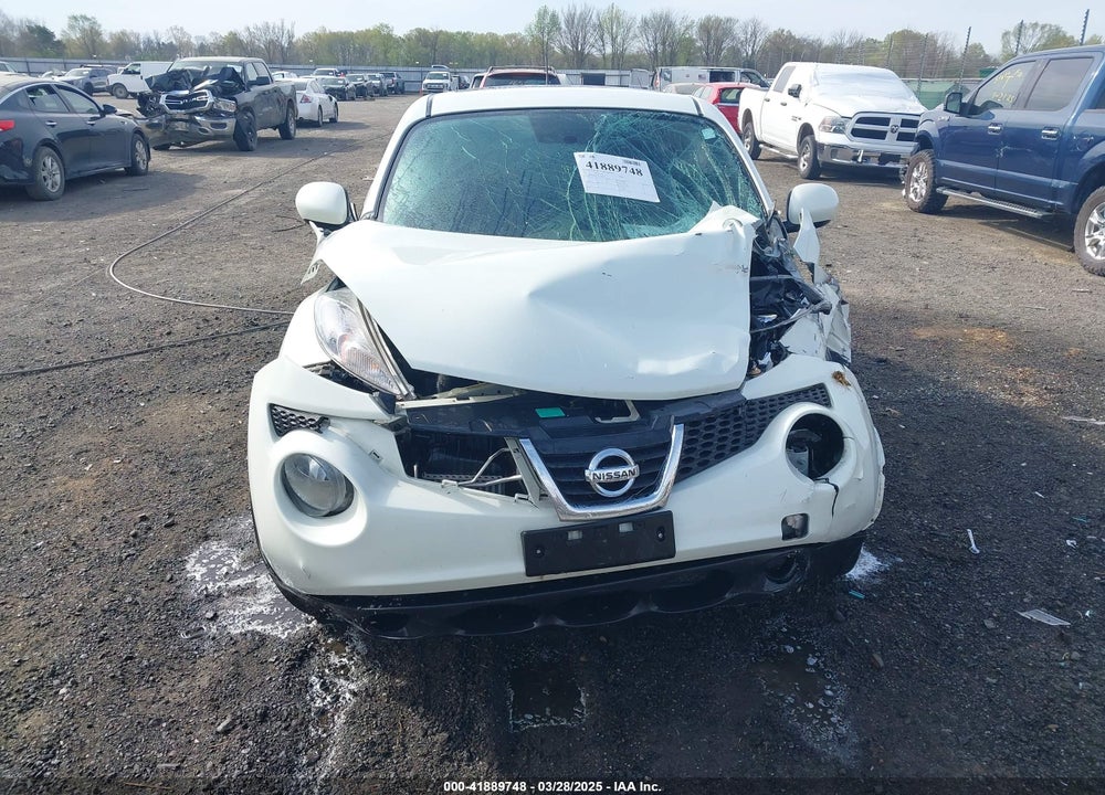 2011 NISSAN JUKE VIN: JN8AF5MV9BT025393