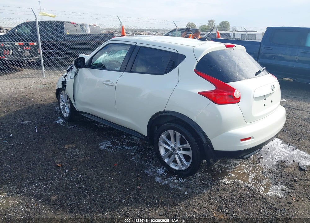 2011 NISSAN JUKE VIN: JN8AF5MV9BT025393