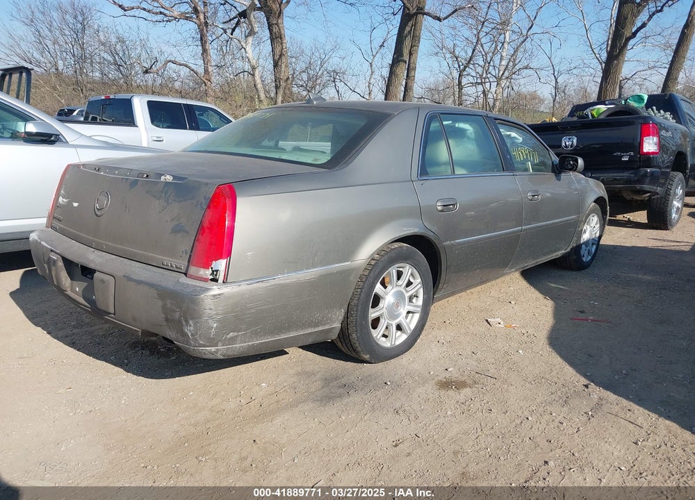 2010 CADILLAC DTS VIN: 1G6KA5EY6AU118178