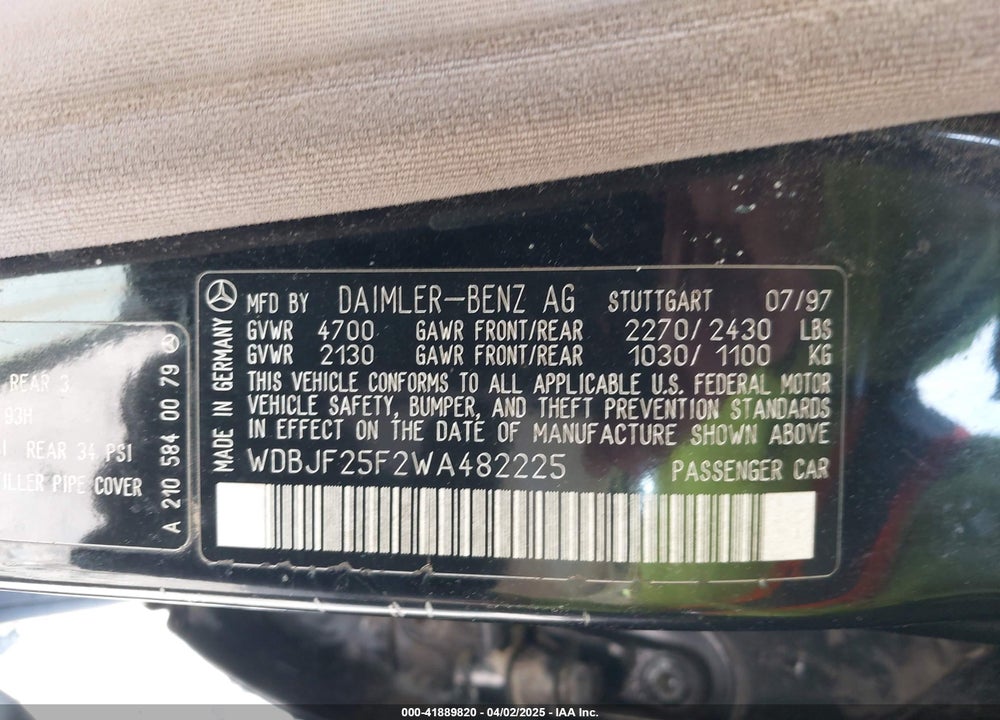 1998 MERCEDES-BENZ E 300 DIESEL VIN: WDBJF25F2WA482225