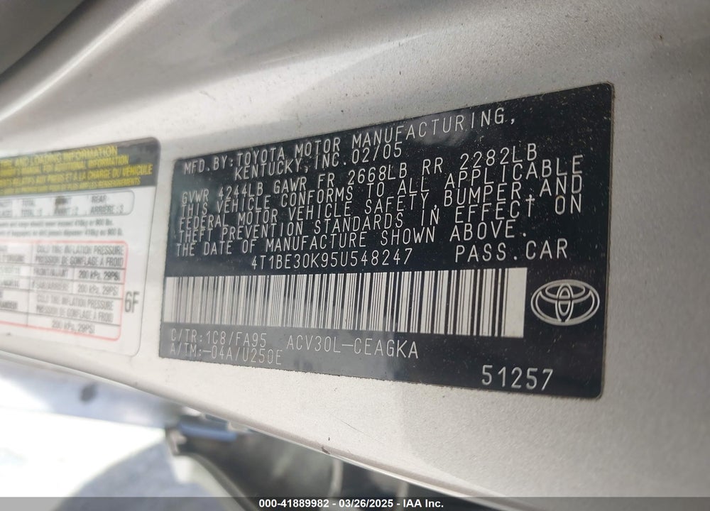 2005 TOYOTA CAMRY XLE VIN: 4T1BE30K95U548247