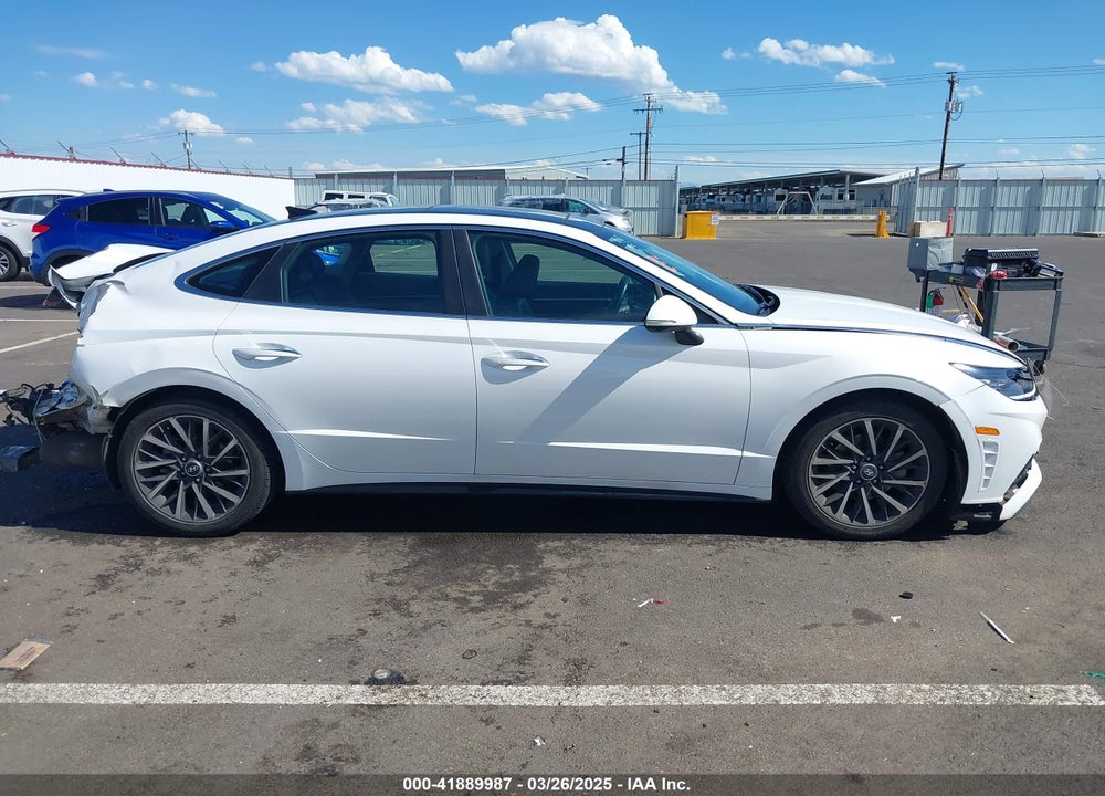 2022 HYUNDAI SONATA LIMITED VIN: KMHL34J24NA188868