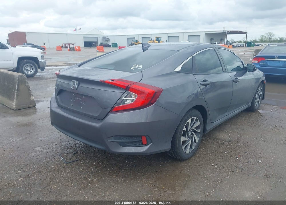 2018 HONDA CIVIC VIN: 2HGFC2F72JH578309