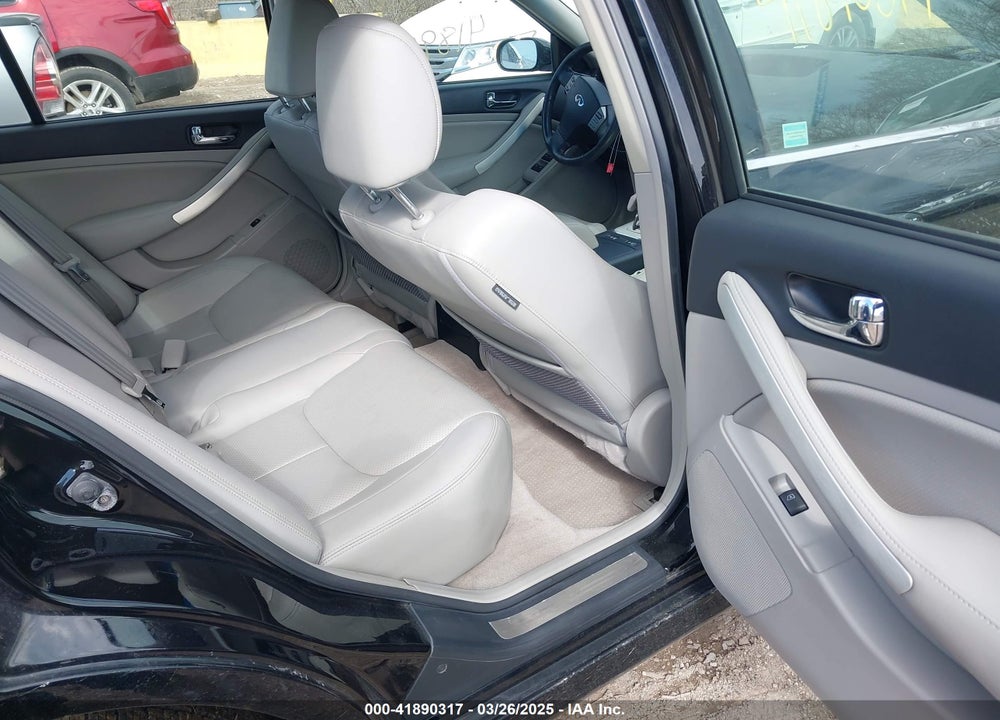2006 INFINITI G35X VIN: JNKCV51F36M612353