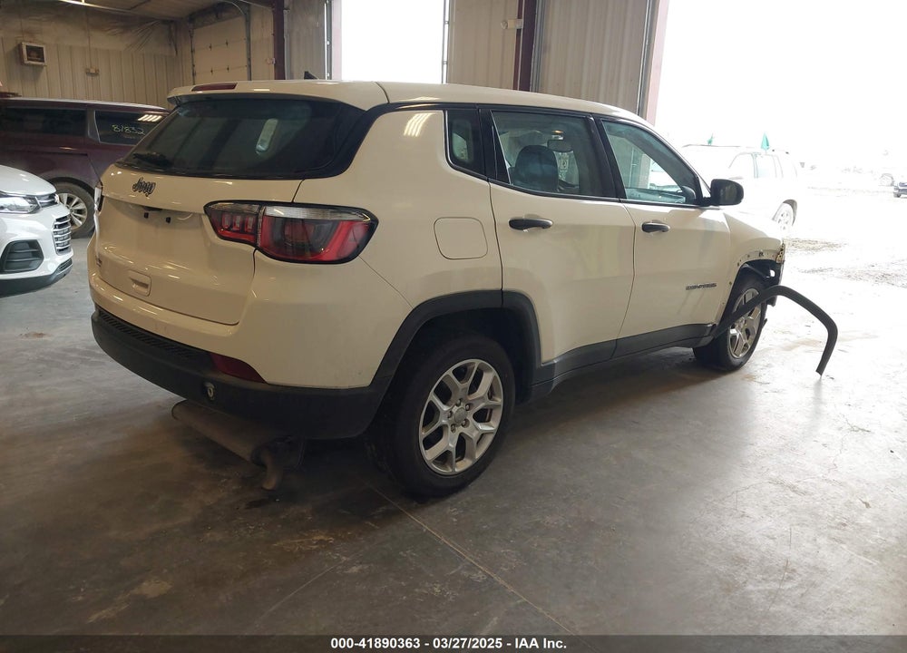 2018 JEEP COMPASS VIN: 3C4NJCAB4JT318163