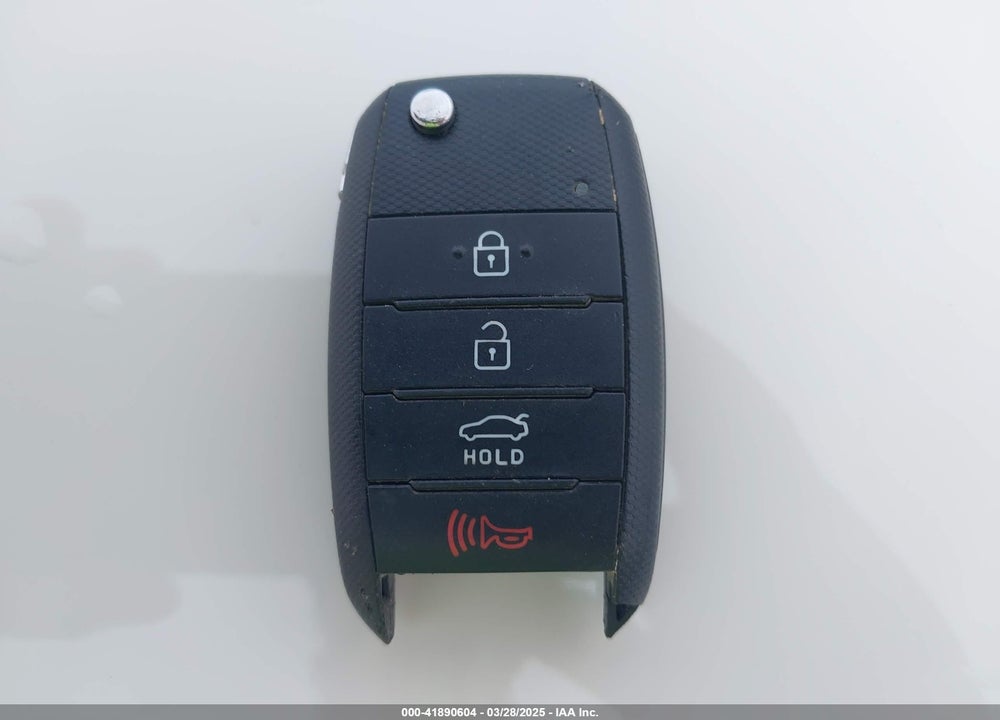 2017 KIA FORTE VIN: 3KPFL4A71HE064720