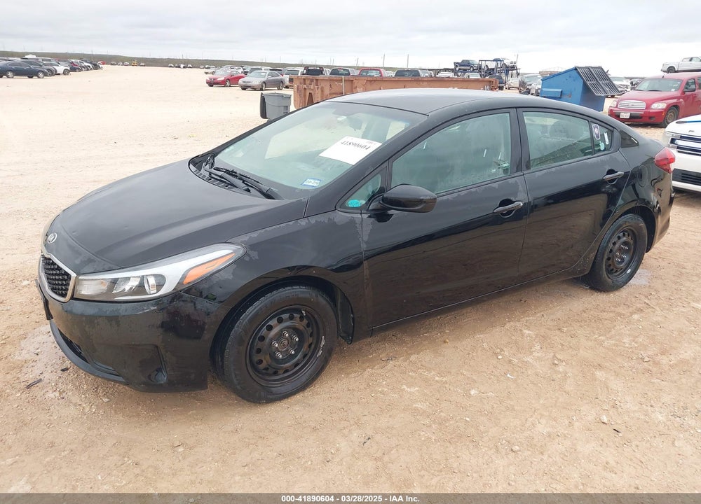 2017 KIA FORTE VIN: 3KPFL4A71HE064720