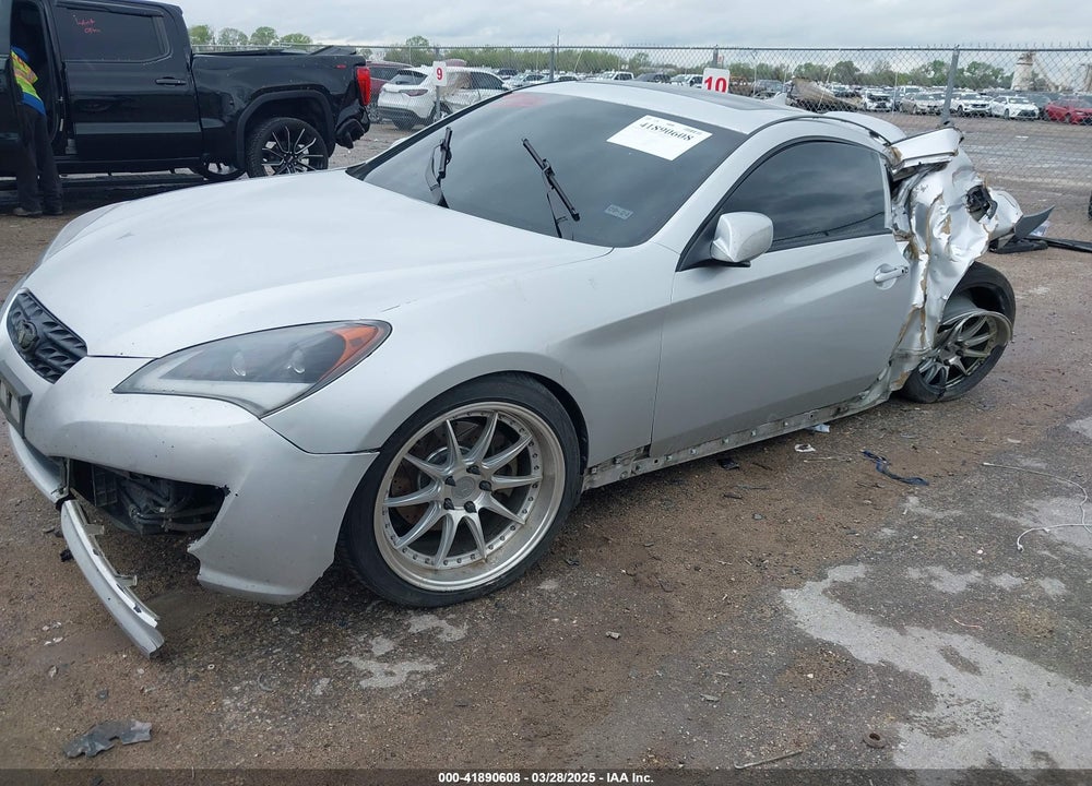 2010 HYUNDAI GENESIS VIN: KMHHT6KD1AU007817