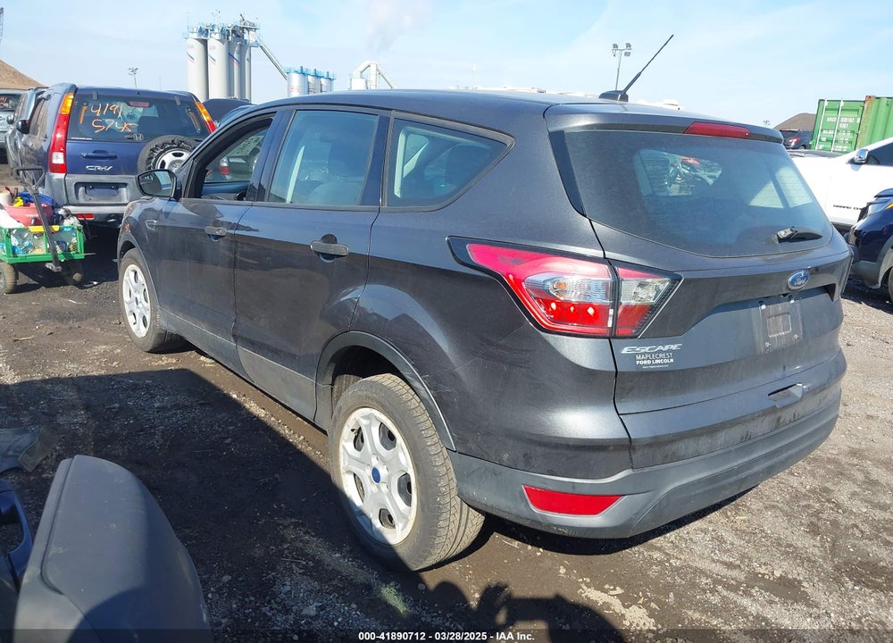 2017 FORD ESCAPE VIN: 1FMCU0F75HUD15558