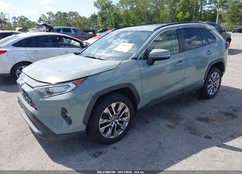 2019 TOYOTA RAV4 XLE PREMIUM VIN: JTMC1RFV5KD014585