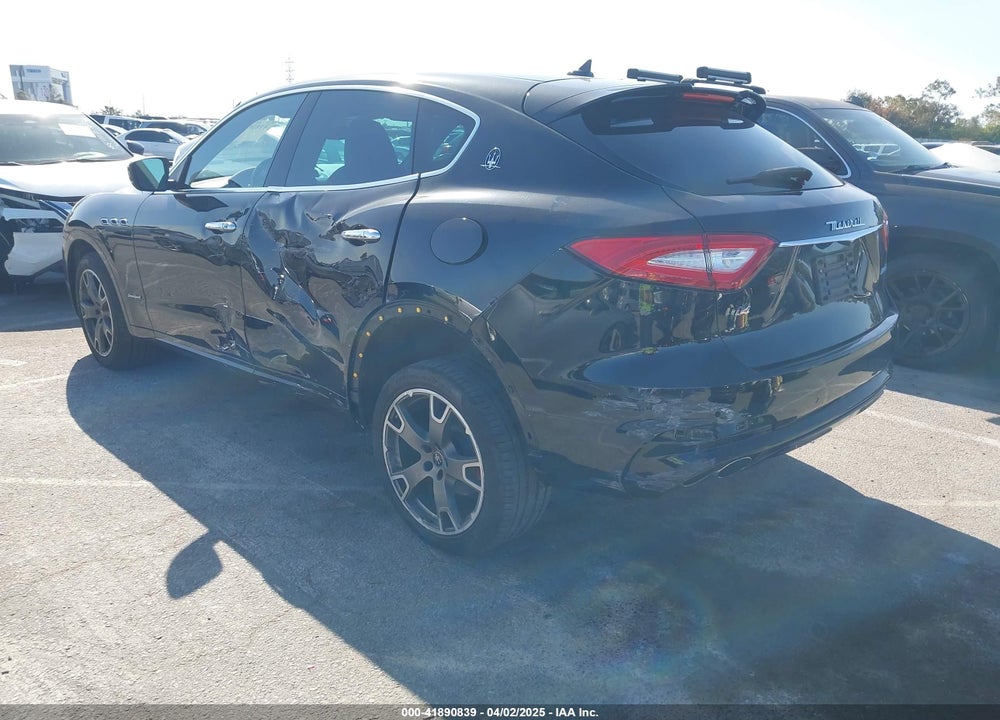 2020 MASERATI LEVANTE VIN: ZN661XUS2LX341454
