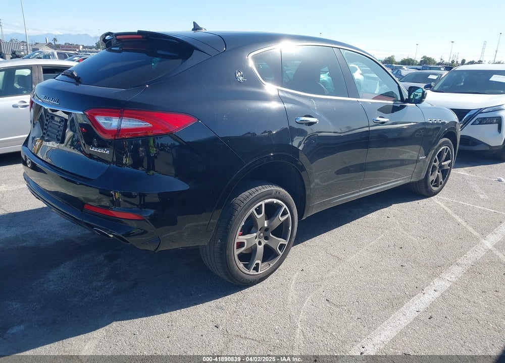 2020 MASERATI LEVANTE VIN: ZN661XUS2LX341454