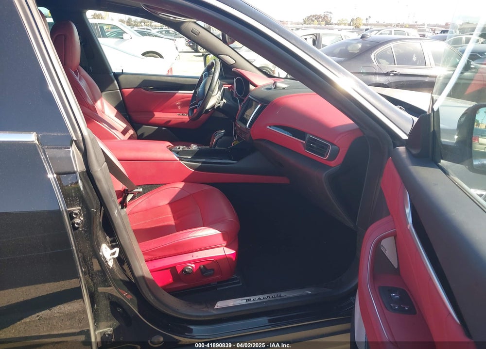 2020 MASERATI LEVANTE VIN: ZN661XUS2LX341454