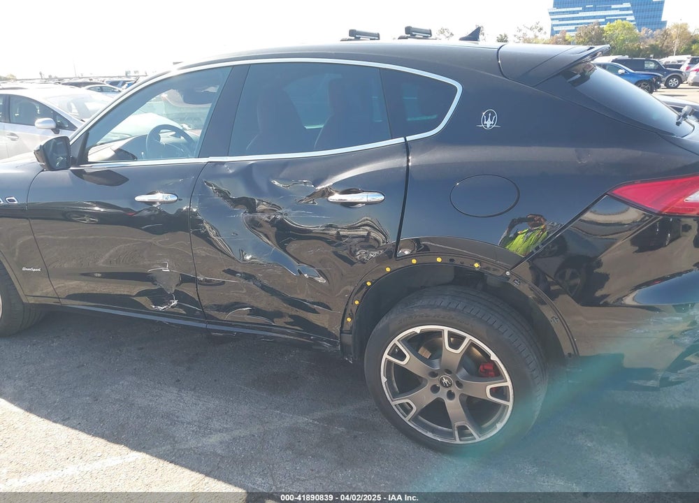 2020 MASERATI LEVANTE VIN: ZN661XUS2LX341454