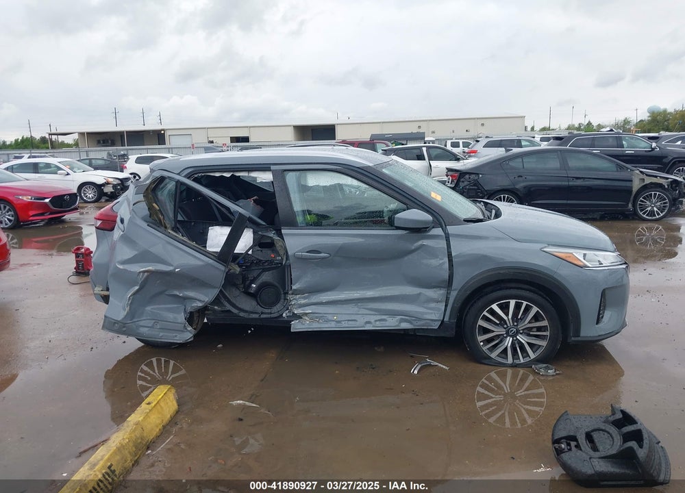 2022 NISSAN KICKS VIN: 3N1CP5CV2NL522722