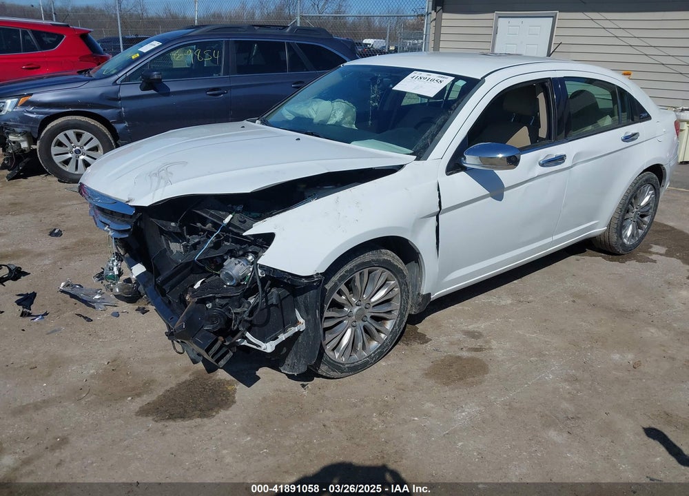 2012 CHRYSLER 200 VIN: 1C3CCBCB6CN305981