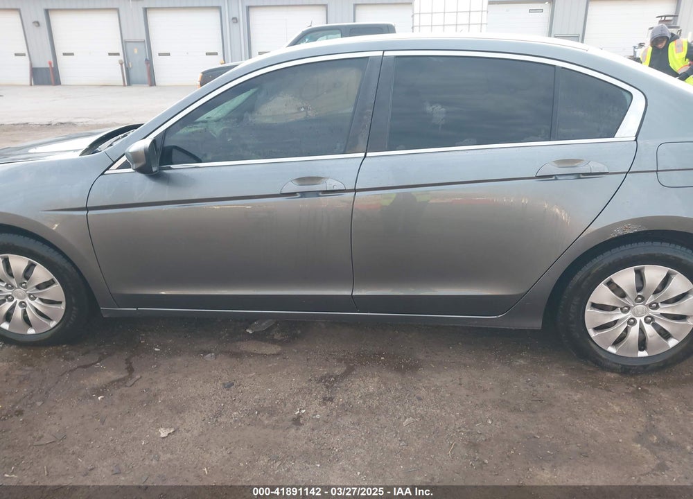 2008 HONDA ACCORD VIN: 1HGCP26328A155467