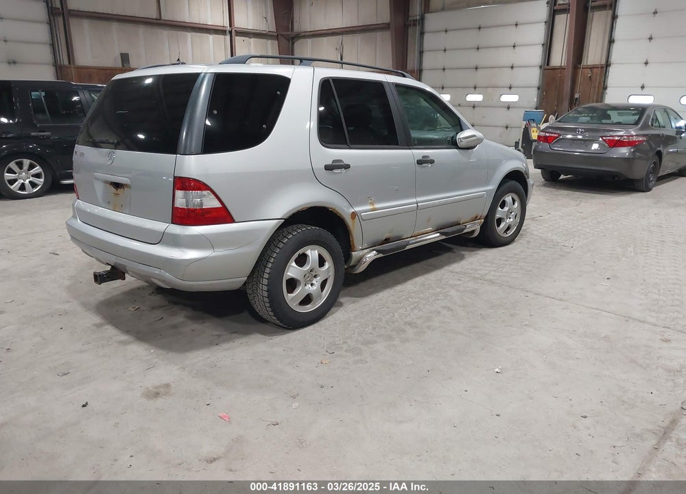 2002 MERCEDES-BENZ ML 320 VIN: 4JGAB54E42A343467