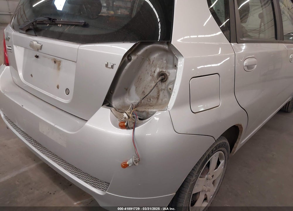 2011 CHEVROLET AVEO VIN: KL1TD6DE5BB147150