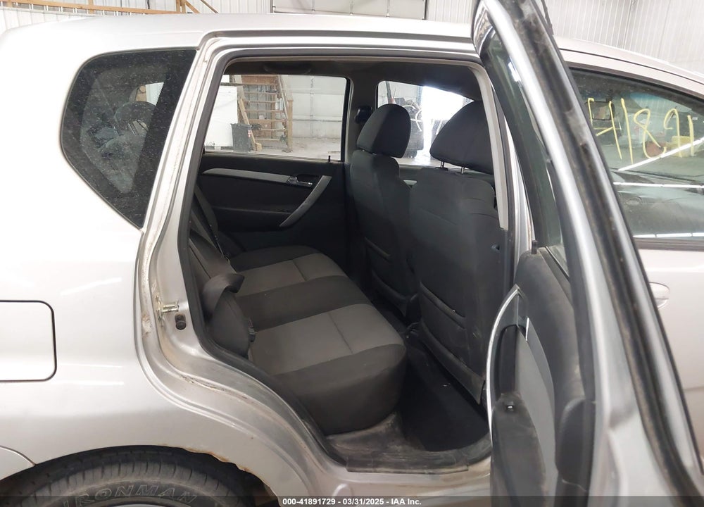 2011 CHEVROLET AVEO VIN: KL1TD6DE5BB147150