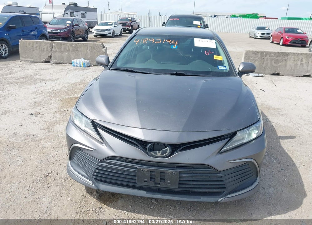 2021 TOYOTA CAMRY VIN: 4T1C11AK0MU559431