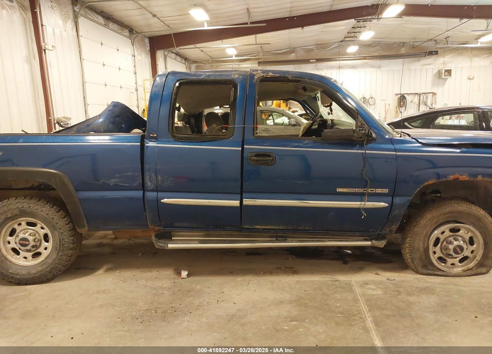 2004 GMC SIERRA 2500HD SLE VIN: 1GTHC29U74E369734
