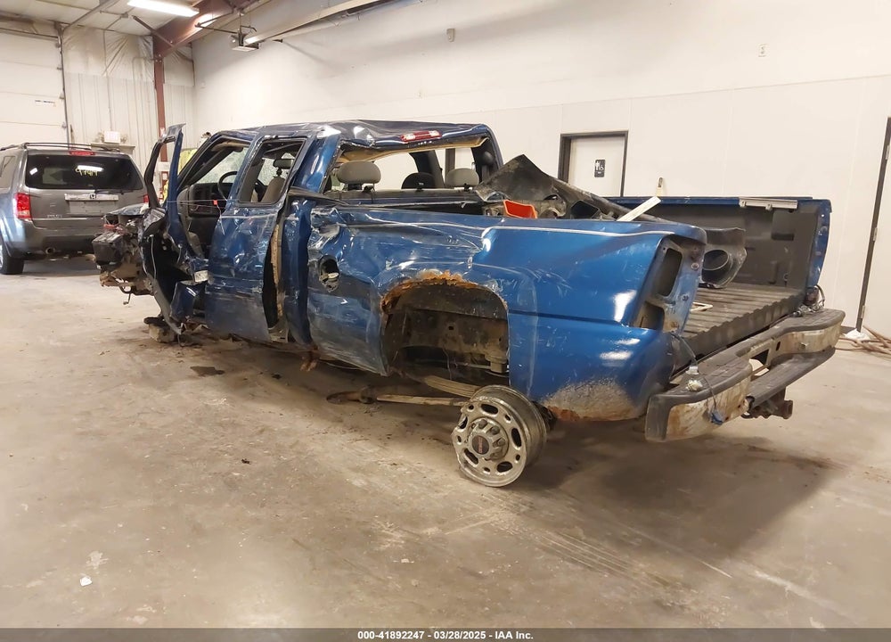 2004 GMC SIERRA 2500HD SLE VIN: 1GTHC29U74E369734