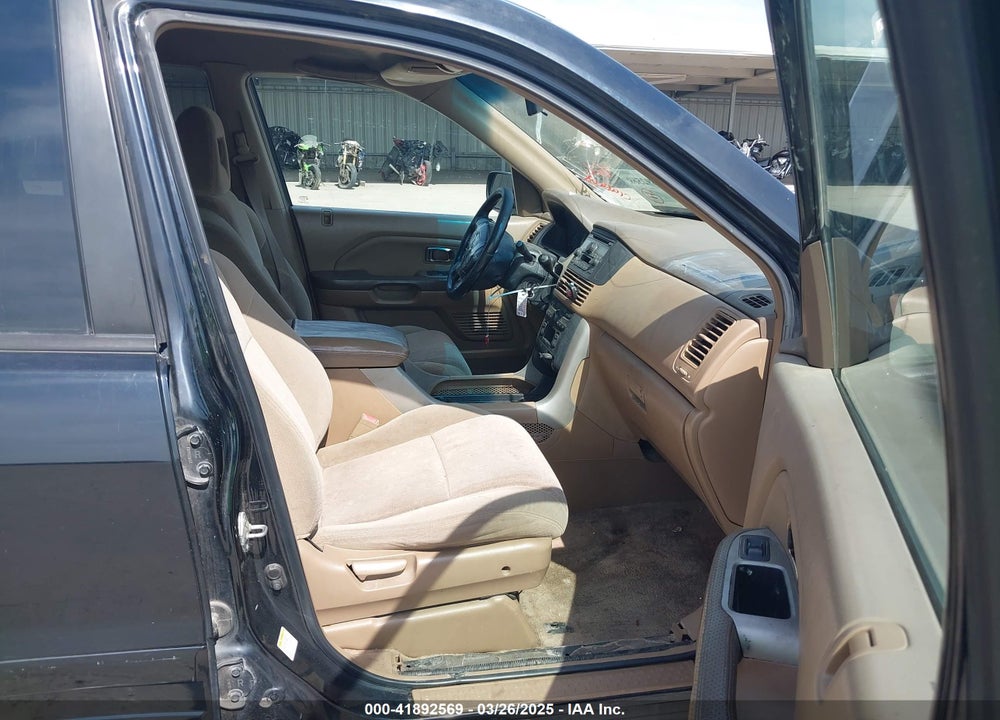 2004 HONDA PILOT EX-L VIN: 2HKYF18564H593234