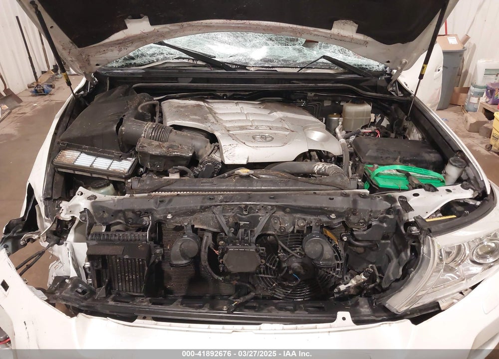 2013 TOYOTA LAND CRUISER V8 VIN: JTMHY7AJ2D4018607