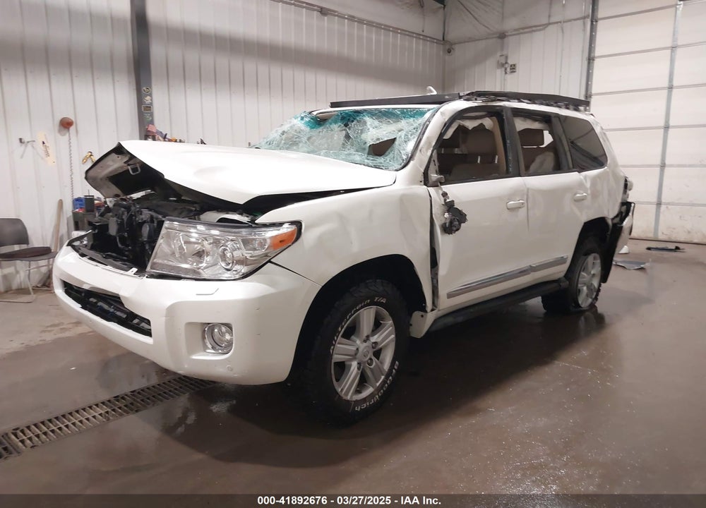 2013 TOYOTA LAND CRUISER V8 VIN: JTMHY7AJ2D4018607