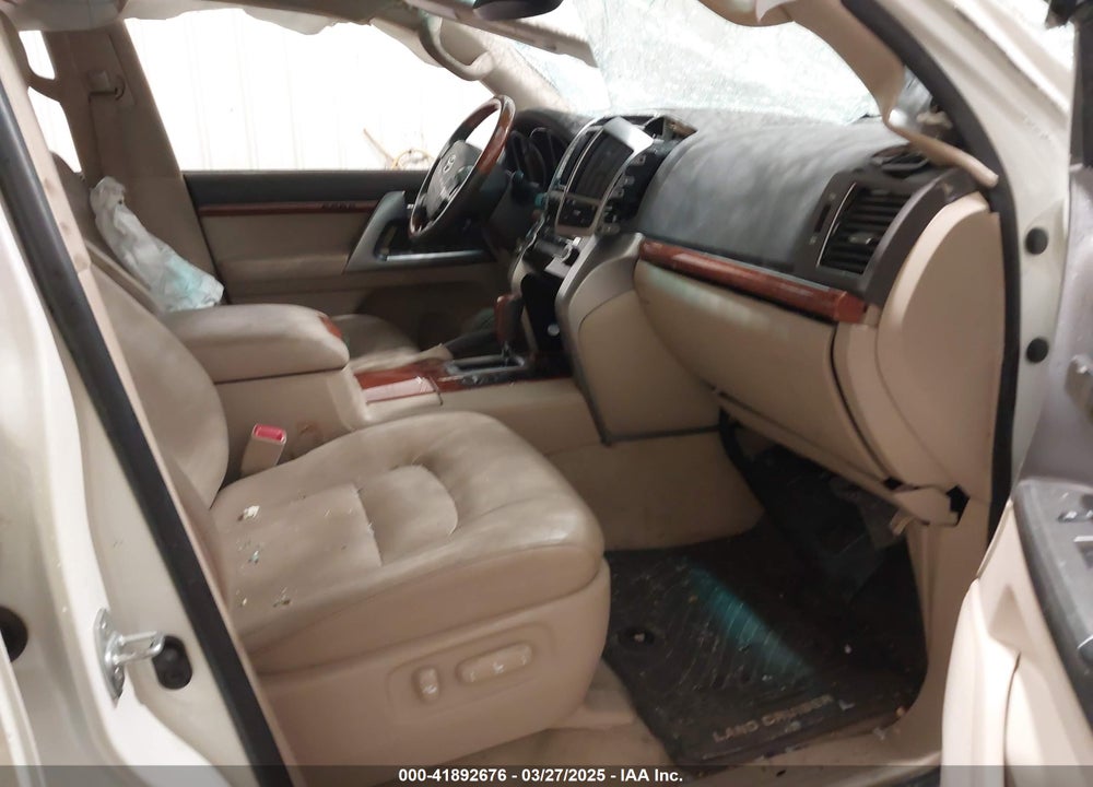 2013 TOYOTA LAND CRUISER V8 VIN: JTMHY7AJ2D4018607